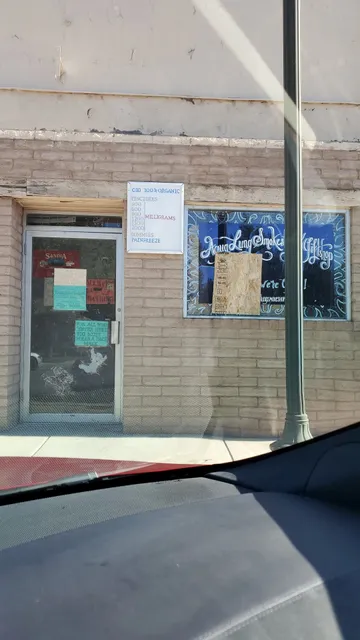 Aqualung Smokeshop/Giftshop