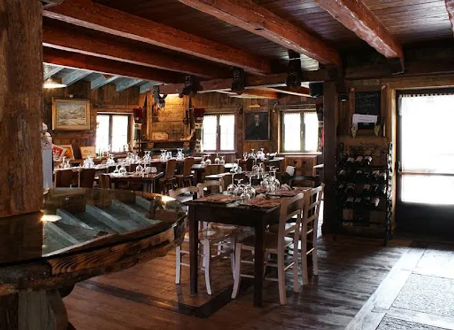 Le Village de Thumel