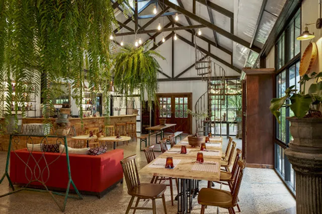 Chow barn E-sarn soul cafe