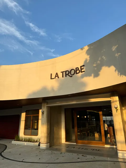 La Trobe Coffee & Brunch