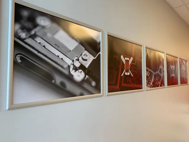 uBreakiFix - Phone and Computer Repair