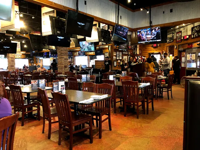 Baumhower’s Victory Grille