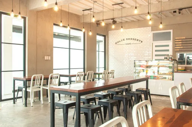 Dulce Desserts Cafe