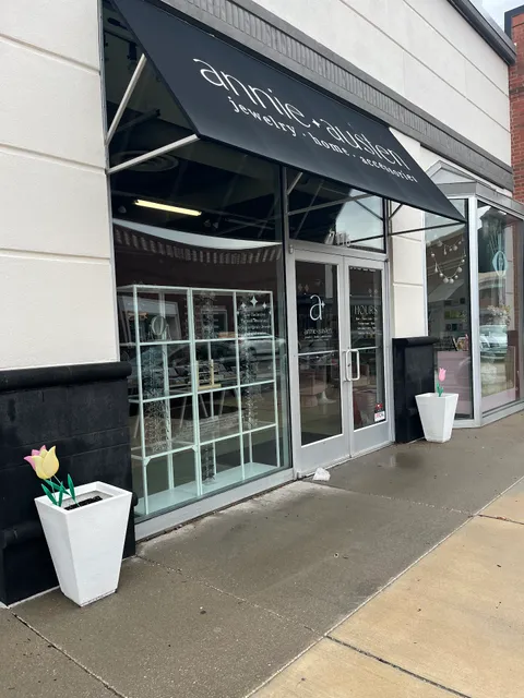 Annie Austen | Jewelry • Home • Accessories