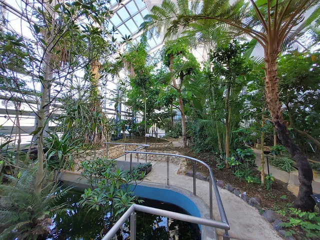 Takasaki City Dye Plant Botanical Garden