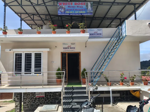 White Rose Homestay and Cottages
