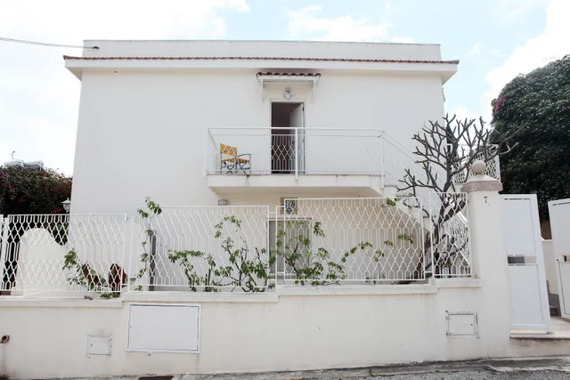 BeachSide Rooms&Suites