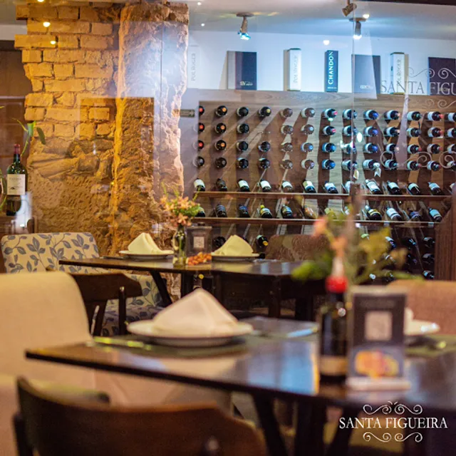 Restaurante Santa Figueira Gastronomia Contemporânea e Eventos