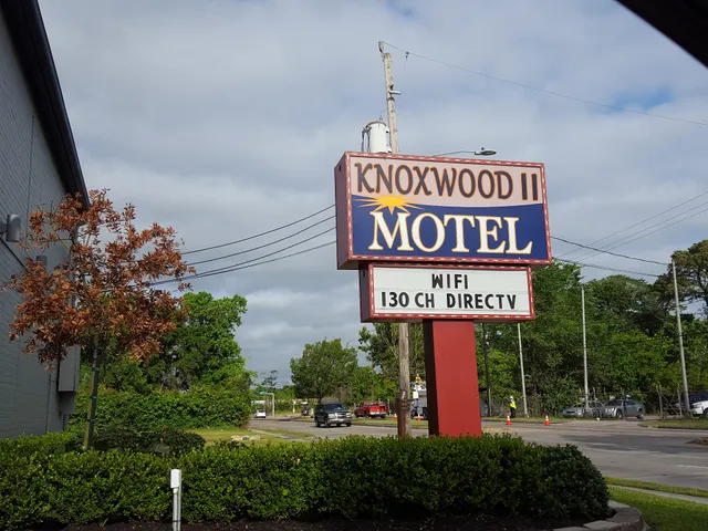 Knoxwood II Motel