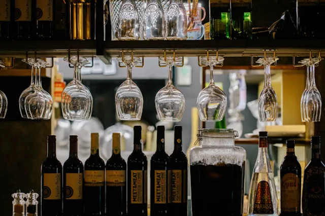 肉とチーズ 隠れ家イタリアン ハイドウェイダイニング555（ファイブ）川越