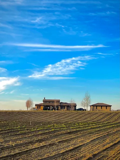 Deux Soldats (Two Soldiers) Estate Vineyard