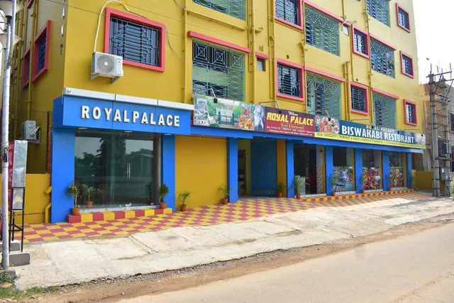 Royal Palace Hotel