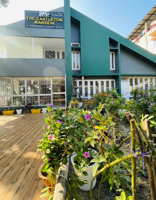 The castleton mansion