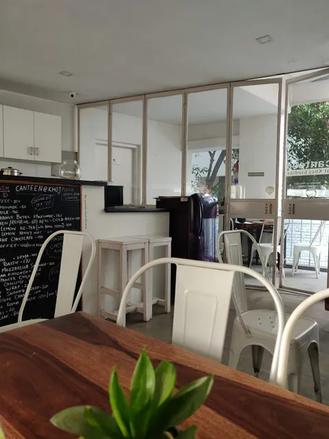 Canteen at Khoj Studios