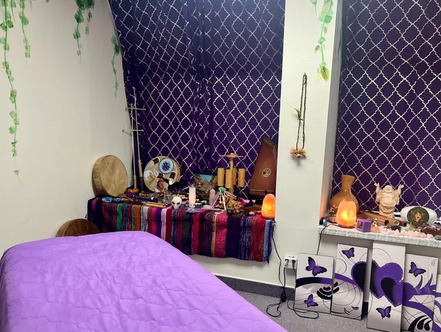 Royal Hummingbird Sacred Healing Arts — Sarabeth Sulio | Queen CordSlay AllDay