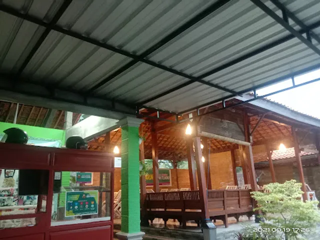 AYAM PRESTO MBAH TEDJOKU