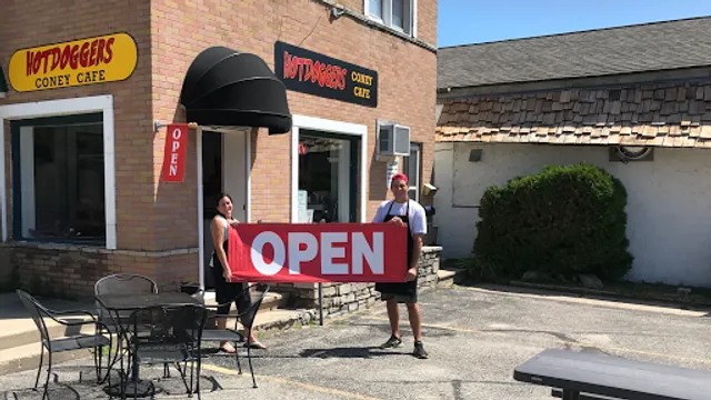 Hotdoggers Coney Cafe