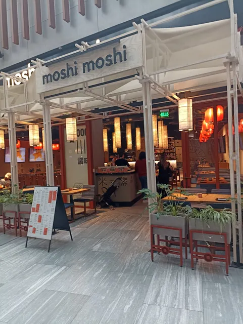 Moshi Moshi Galerías Santa Anita