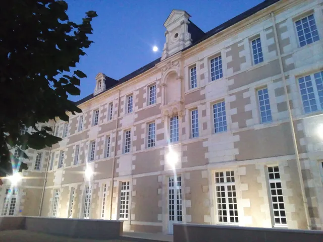 Sciences Po Paris, Campus De Poitiers
