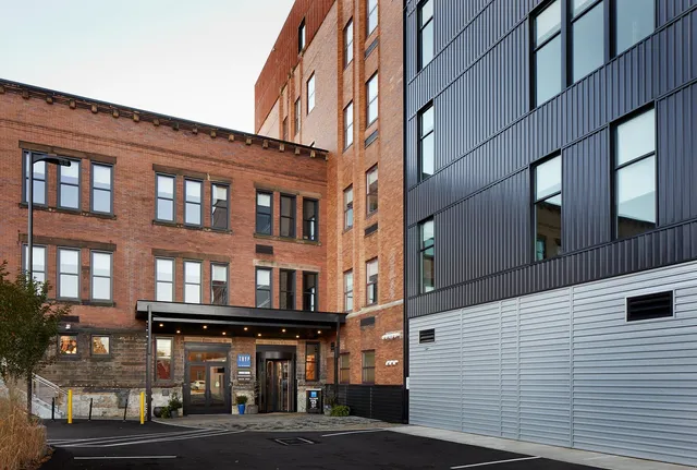 TRYP by Wyndham Pittsburgh/Lawrenceville Boutique Hotel