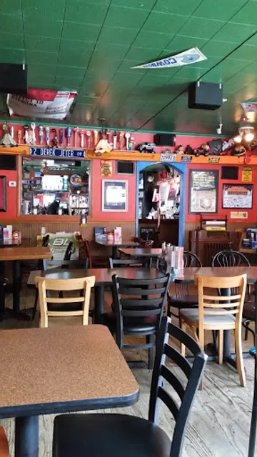 Side Street Bar & Grill