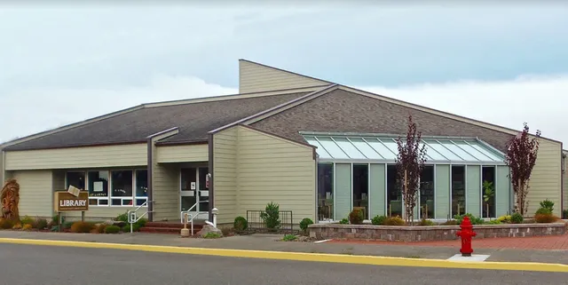Lower Umpqua Library