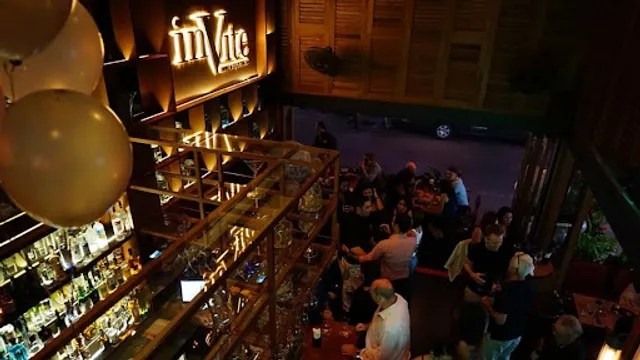 InVite Wine & Cocktail Bar