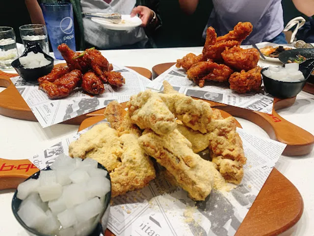 bb.q CHICKEN南紡購物店