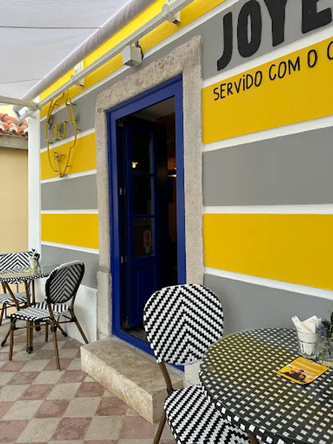 Café Joyeux Cascais