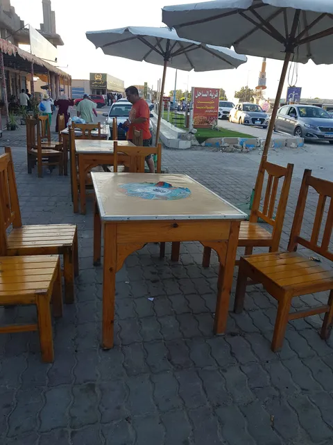 مطعم منصور للأسماك