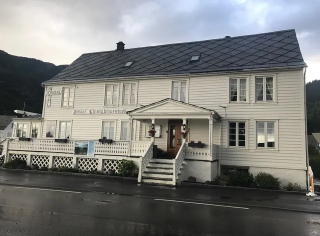 Jondal-Hotel/Gjestgjevarstad