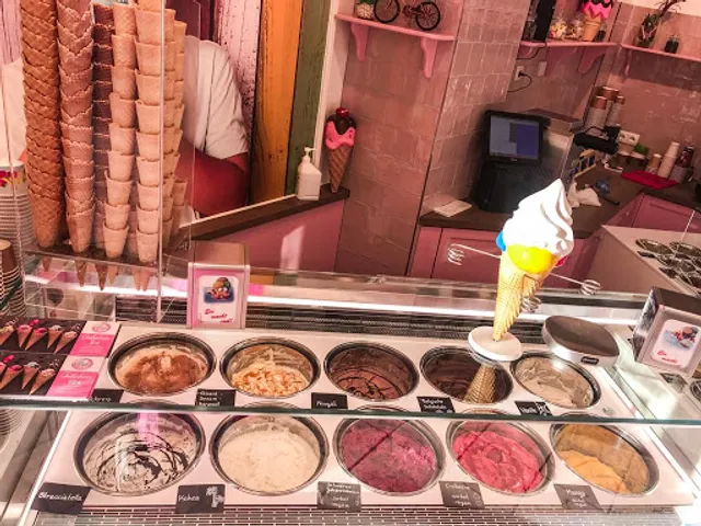 Eisliebe Deine Eismanufaktur Warnemünde