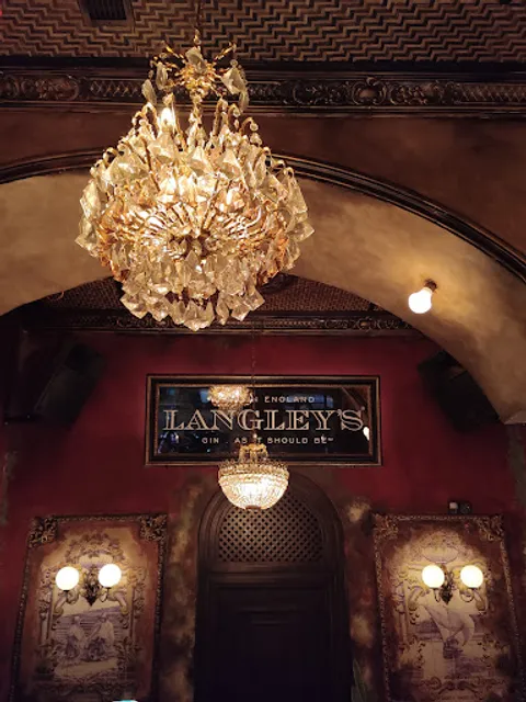 Caracas_The neighborhood_Bar