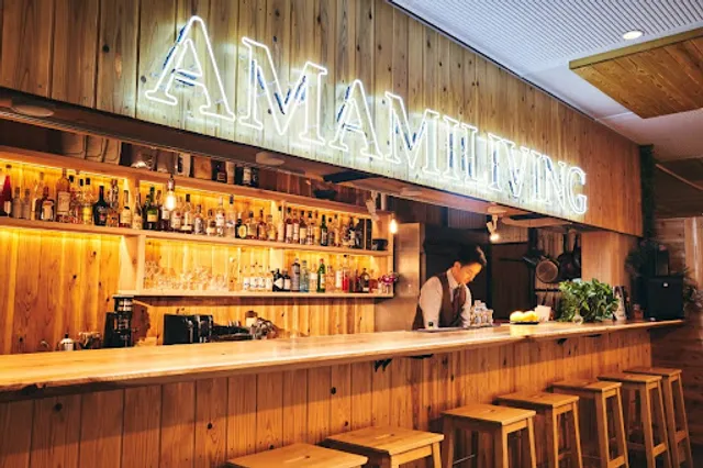 AMAMILIVING 伊勢市駅前すぐ（伊勢神宮外宮側）のCAFE_BAR