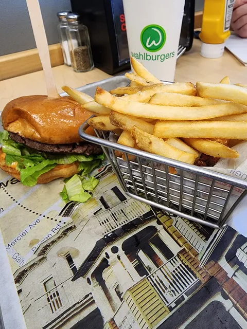 Hy-Vee Market Grille