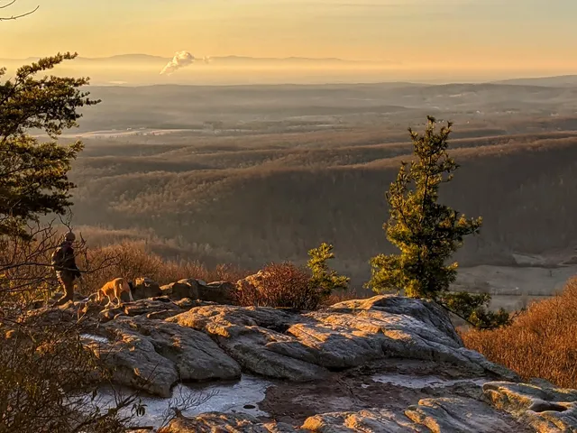 Black Mountain Trail/Overlook