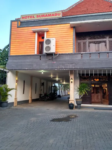 Hotel Suramadu