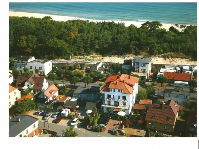Guest Rooms On the Trail