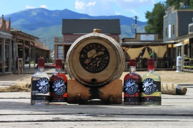 Outlaw Distillery