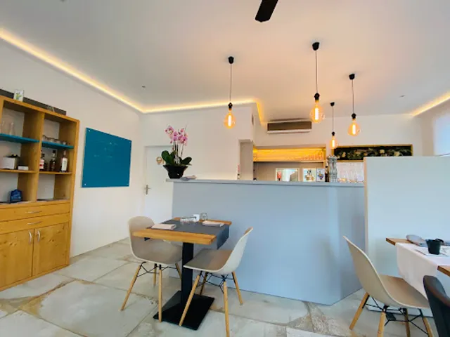 LE PETIT GRAIN DE SEL