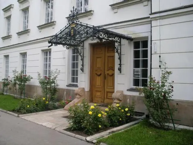 Hotel Pałacowy, Pałac w Jabłonnie