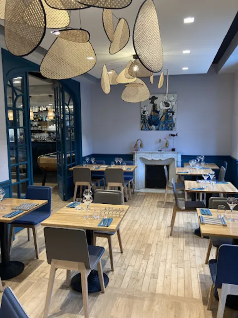 L ’Air Du Temps restaurant, cave à vin , patio urbain