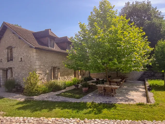 DOMAINE DE LABROUSSE, Maison d'hôtes en Périgord