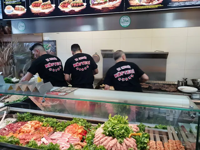 öz inegöl Köfteci