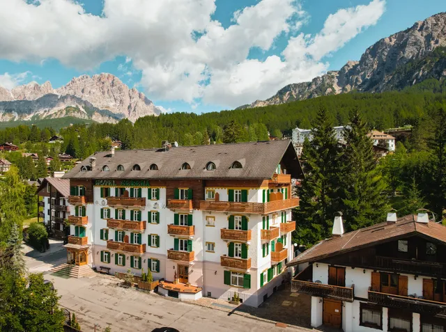 Hotel Serena Cortina