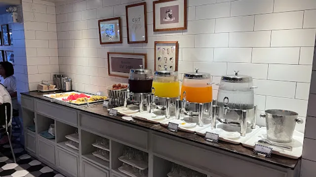 Gowings @Vince Hotel