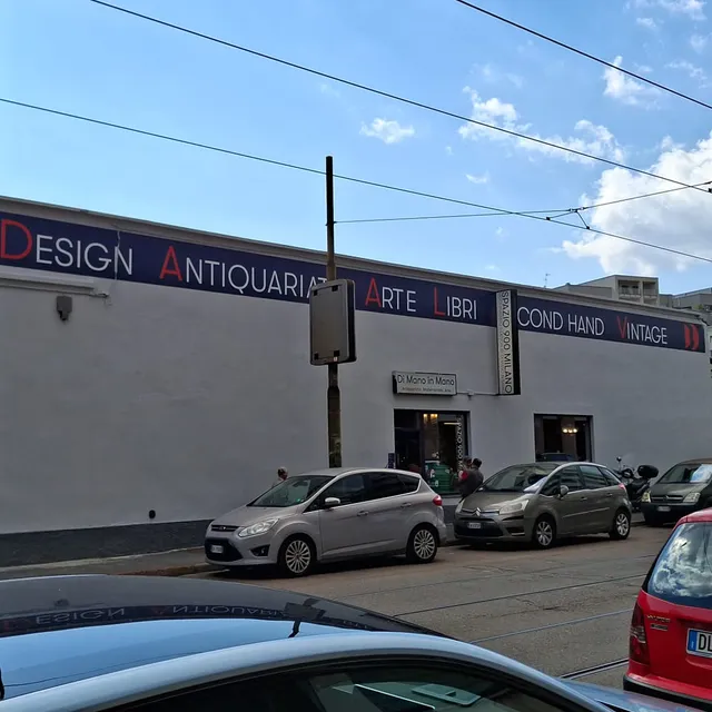 Di Mano in Mano Milano | Collezionismo Modernariato Antiquariato Vintage Libri