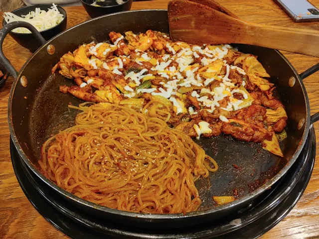 유가네닭갈비 분당오리역점