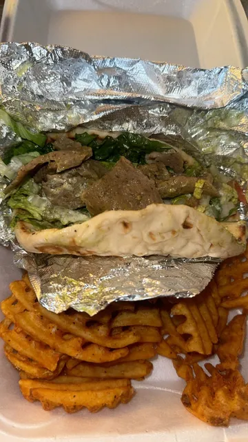 Gyro Center