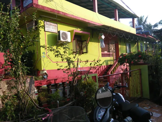 R G H ( Reshma Guest House )